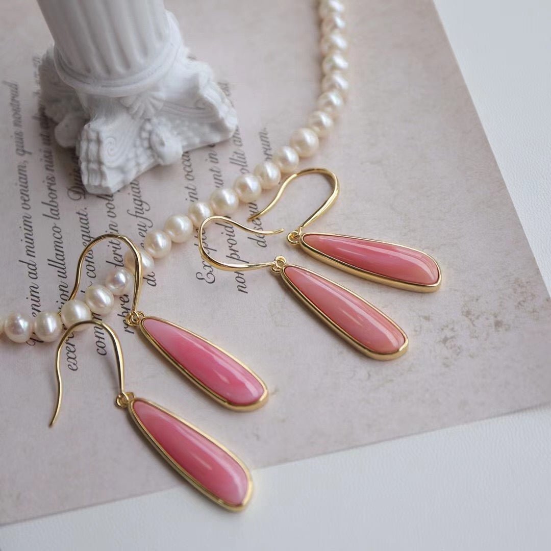 Queen Pink – Klobige minimalistische Design-Tropfenohrringe aus natürlicher Pink Queen Conch-Muschel – Gold Vermeil – AAAA-Qualität